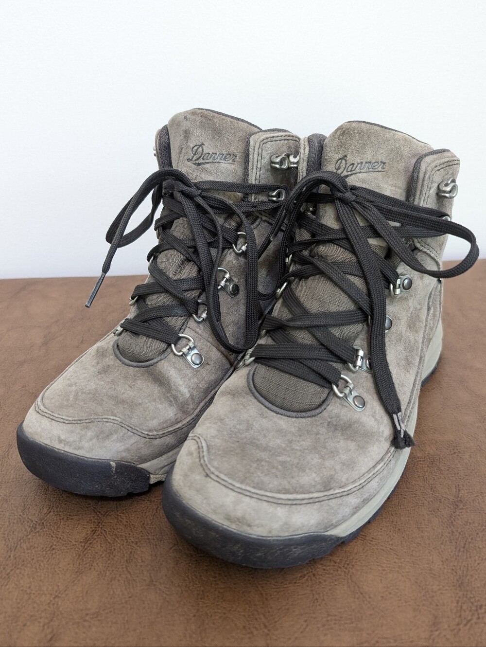 Danner Adrika Hiker Ash Boots Women’s Size 8.5 Hiking Outdoor Gorpcore Summer